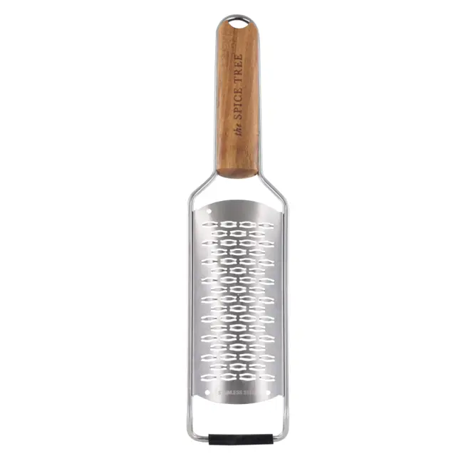 tst-rivjärn-grovt TST Rough Grater in Acacia/stainless steel linen bag